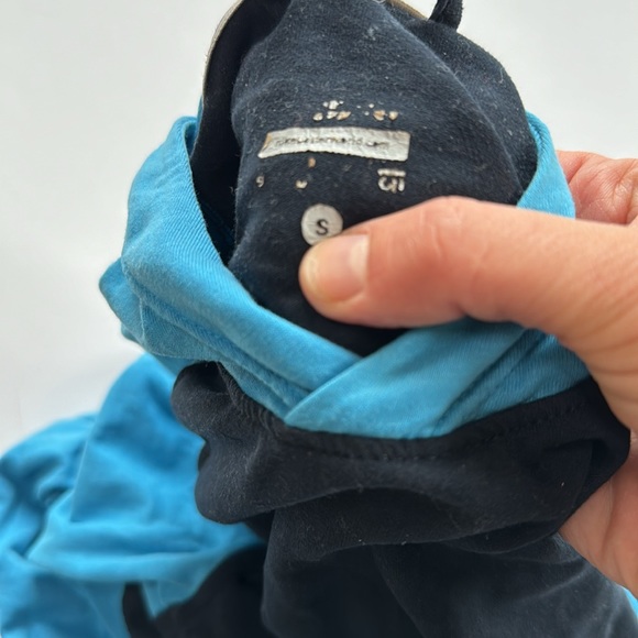 Nike Dry Fit Runners Top - Picture 3 of 6